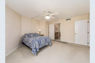 690 Island Way #404, Clearwater Beach, FL 33767 - Photo 18