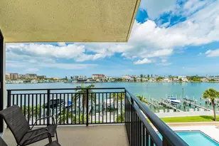 690 Island Way, Clearwater Beach, FL 33767 - Photo 14