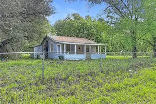 1007 Hawthorn St, Zephyrhills, FL 33540 - Photo 6