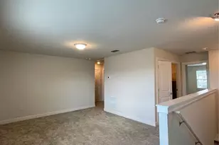 30555 Thunderbird Dr, Wesley Chapel, FL 33545 - Photo 10