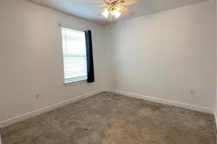 30555 Thunderbird Dr, Wesley Chapel, FL 33545 - Photo 18
