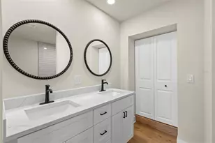 5299 35th Ave N, Saint Petersburg, FL 33710 - Photo 18
