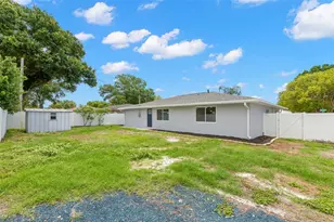 5299 35th Ave N, Saint Petersburg, FL 33710 - Photo 32