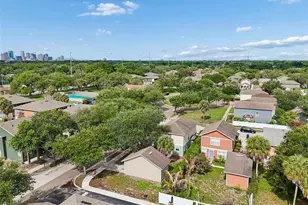 3801 Machado St, Tampa, FL 33610 - Photo 82