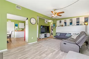 100 Avery Ave, Crystal Beach, FL 34681 - Photo 8