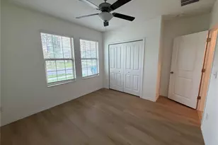 31823 Sun Kettle Loop, Wesley Chapel, FL 33545 - Photo 4