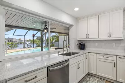 831 Chipaway Drive, Apollo Beach, FL 33572 - Photo 8