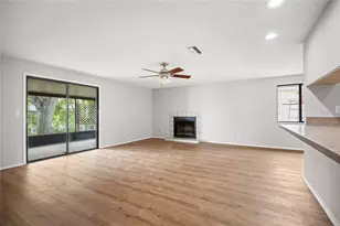 627 Timber Bay Cir W, Oldsmar, FL 34677 - Photo 12
