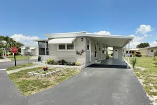 7173 Mount Bristol Blvd NE, Saint Petersburg, FL 33702 - Photo 2