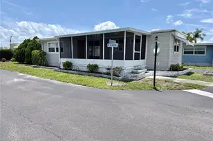 7173 Mount Bristol Blvd NE, Saint Petersburg, FL 33702 - Photo 2