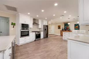 2011 Michigan Ave NE, Saint Petersburg, FL 33703 - Photo 18