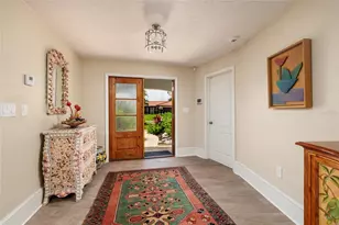 2011 Michigan Ave NE, Saint Petersburg, FL 33703 - Photo 18