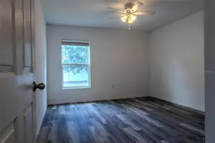 10205 Carp Holw Rd, Sun City Center, FL 33573 - Photo 20