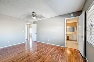 9209 Seminole Blvd, Seminole, FL 33772 - Photo 22