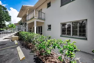 8301 Bardmoor Blvd, Seminole, FL 33777 - Photo 2
