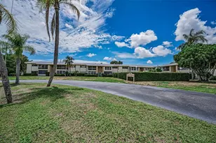 8301 Bardmoor Blvd, Seminole, FL 33777 - Photo 22