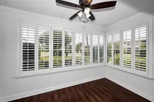 8301 Bardmoor Blvd, Seminole, FL 33777 - Photo 12