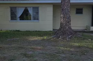 5715 21st Ave. S, Gulfport, FL 33707 - Photo 2