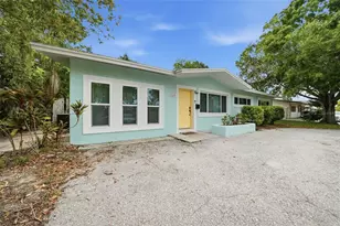 2489 58th St N, Saint Petersburg, FL 33710 - Photo 2