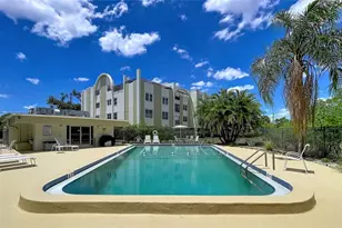 4651 1st St NE, Saint Petersburg, FL 33703 - Photo 38