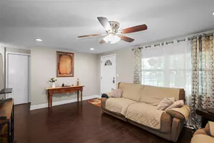 78 Maple Ave, Palm Harbor, FL 34684 - Photo 6