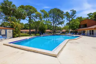 2074 Sunset Point Rd, Clearwater, FL 33765 - Photo 28