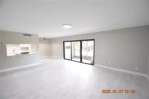 877 114th Ave N, Saint Petersburg, FL 33716 - Photo 10