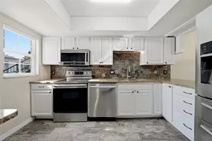 3821 N Oak Dr, Tampa, FL 33611 - Photo 8