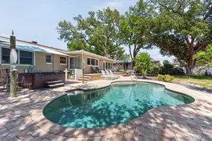 14728 Bay Dr, Largo, FL 33774 - Photo 44