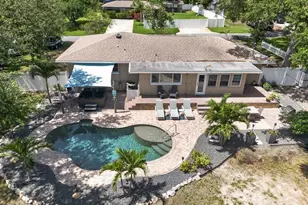 14728 Bay Dr, Largo, FL 33774 - Photo 4