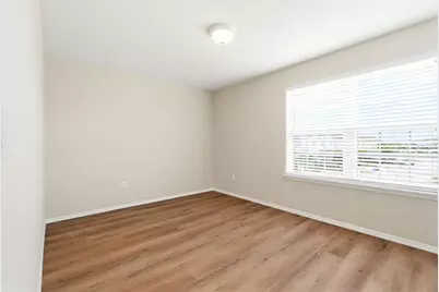8961 Turnstone Haven Place, Tampa, FL 33619 - Photo 12