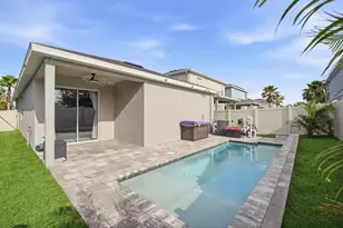 12261 Blue Pacific Dr, Riverview, FL 33579 - Photo 2