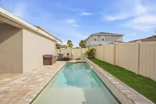 12261 Blue Pacific Dr, Riverview, FL 33579 - Photo 16