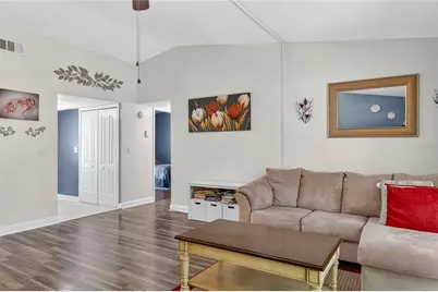 9834 87th Street, Seminole, FL 33777 - Photo 6
