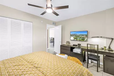 1100 N Shore Drive NE #307, Saint Petersburg, FL 33701 - Photo 24