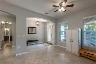 11862 Lake Lucaya Dr, Riverview, FL 33579 - Photo 8