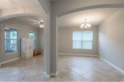 11862 Lake Lucaya Drive, Riverview, FL 33579 - Photo 6