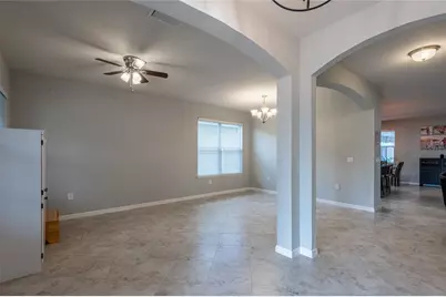 11862 Lake Lucaya Drive, Riverview, FL 33579 - Photo 4