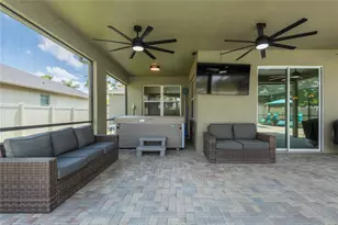 11862 Lake Lucaya Dr, Riverview, FL 33579 - Photo 52