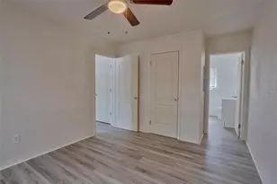 1102 Sunset Point Rd, Clearwater, FL 33755 - Photo 36