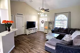 5434 Parnell Ave, Spring Hill, FL 34608 - Photo 12