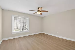 3795 41st Ln S, Saint Petersburg, FL 33711 - Photo 12