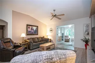1406 Bluewater Dr, Sun City Center, FL 33573 - Photo 14