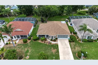 1406 Bluewater Drive, Sun City Center, FL 33573 - Photo 4