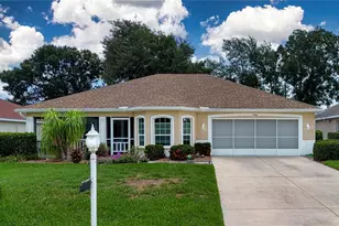 1406 Bluewater Dr, Sun City Center, FL 33573 - Photo 2