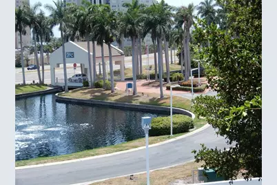 5151 Isla Key Boulevard S #324, Saint Petersburg, FL 33715 - Photo 22
