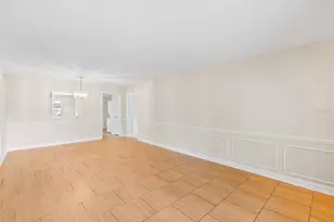 10360 Carrollwood Ln, Tampa, FL 33618 - Photo 24
