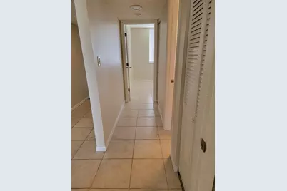 2424 W Tampa Bay Blvd #M-201, Tampa, FL 33607 - Photo 16