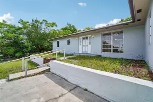 1090 Edgehill Ave, Spring Hill, FL 34606 - Photo 18