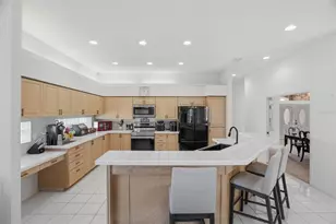 3166 Sterling St, Tarpon Springs, FL 34688 - Photo 16